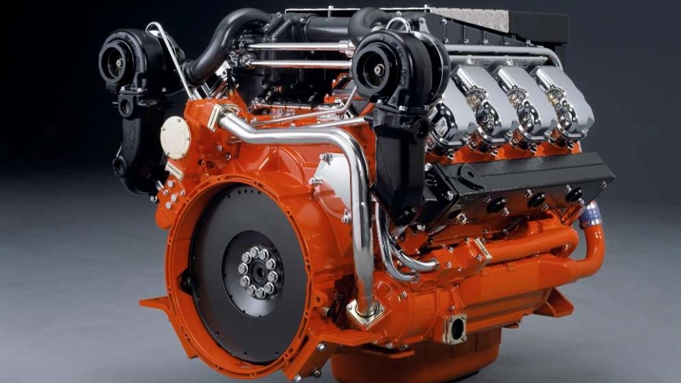 موتور دیزلی چیست و چگونه کار می کند؟ موتور دیزلی چیست و چگونه کار می کند؟